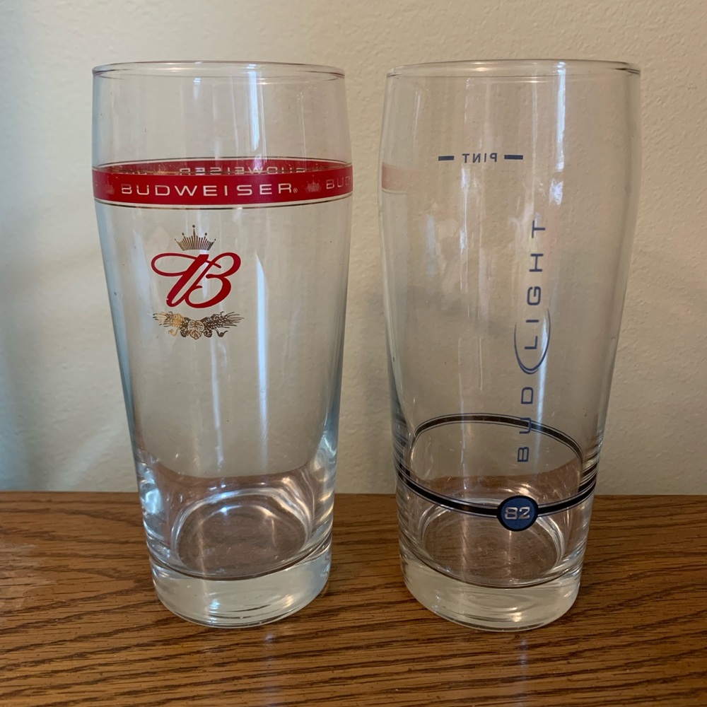 SALE | Set of two draft beer pint glasses, Budweiser Bud Light collector’s item